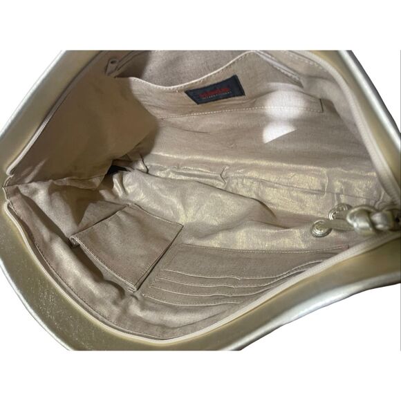 HOBO Int Large Metallic Clutch NWOT - Picture 6 of 8